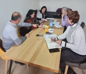 IMG-580683c6deebb333ba56f82d078b19dd-V