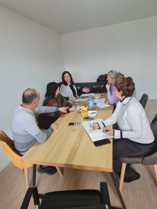 IMG-b3810ca4d0a603ca7216edfa57170196-V